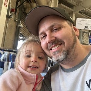 Meet your Posher, Justin